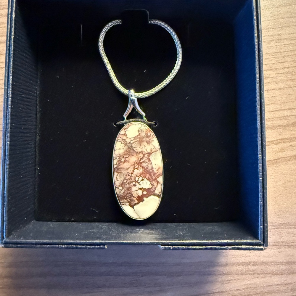 Brown and Silver Oval Pendant Necklace